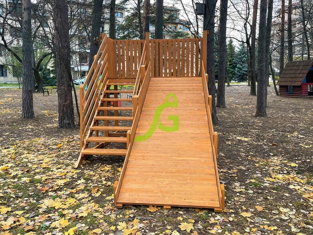 Деревянная зимняя горка Snow Fox скат 4 м