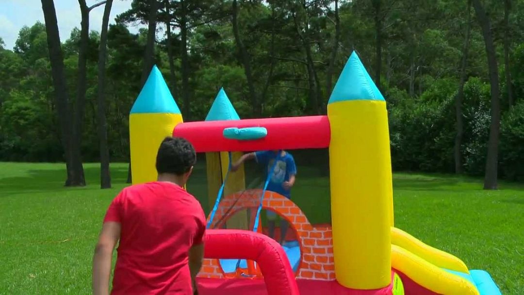 Надувной батут Happy Hop Мини замок 4 в 1