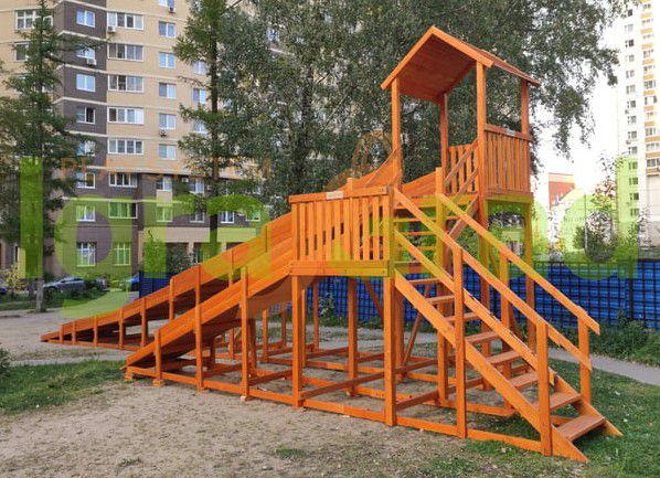 Зимняя деревянная горка Snow Fox 12 м с двумя скатами