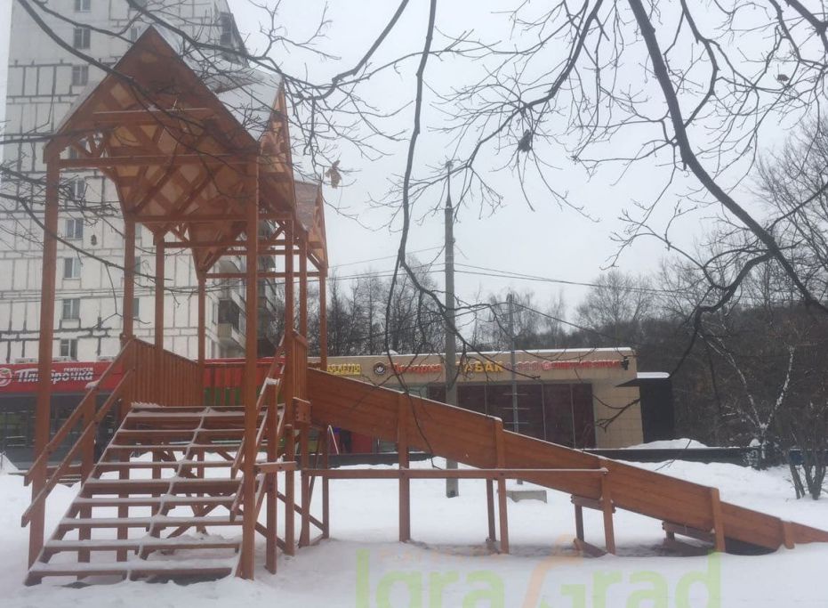 Зимняя горка Snow Fox Макси скат 10 м