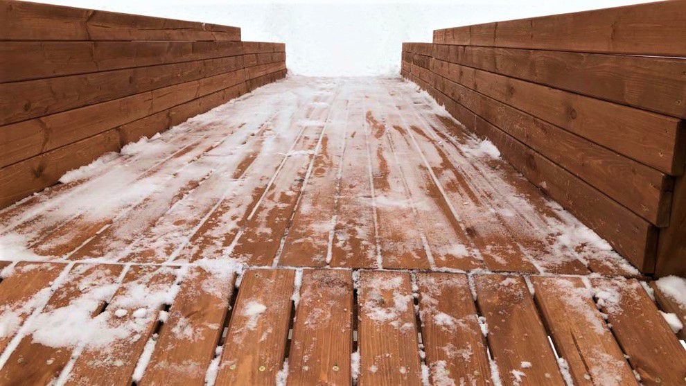 Зимняя Деревянная горка MoyDvor SWAN-1