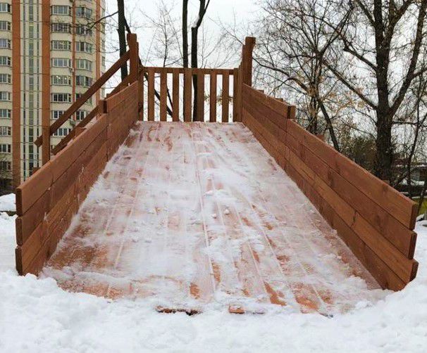 Зимняя Деревянная горка MoyDvor SWAN-1