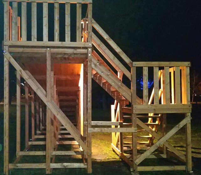 Зимняя Деревянная горка MoyDvor SWAN-3