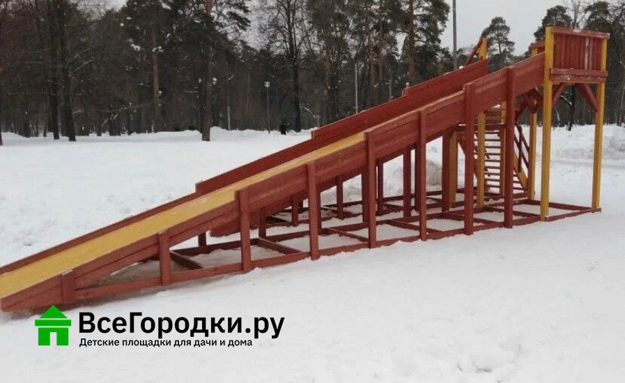 Горка Дерево Фото