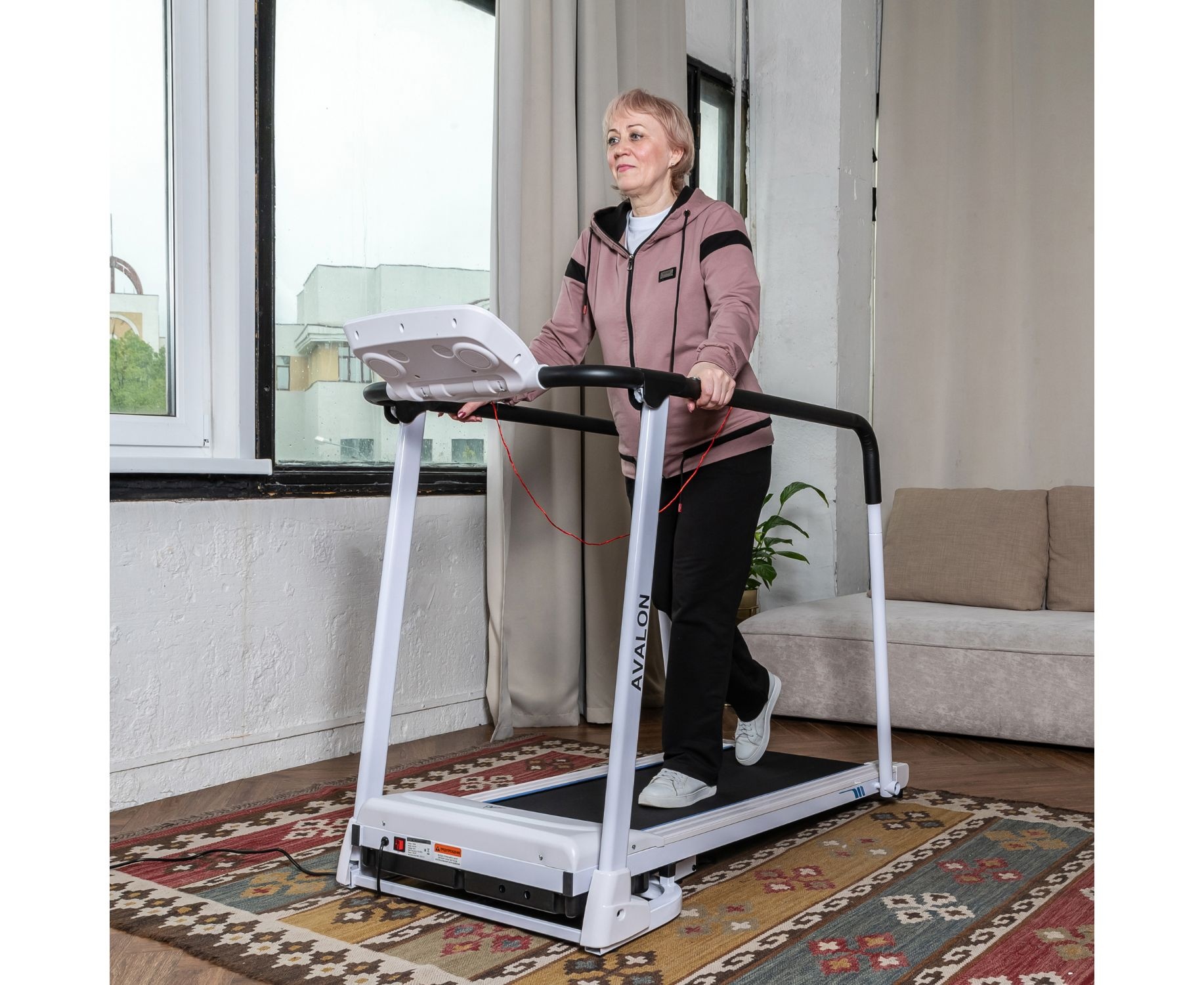 Беговая дорожка DFC AVALON для реабилитации белая T185W