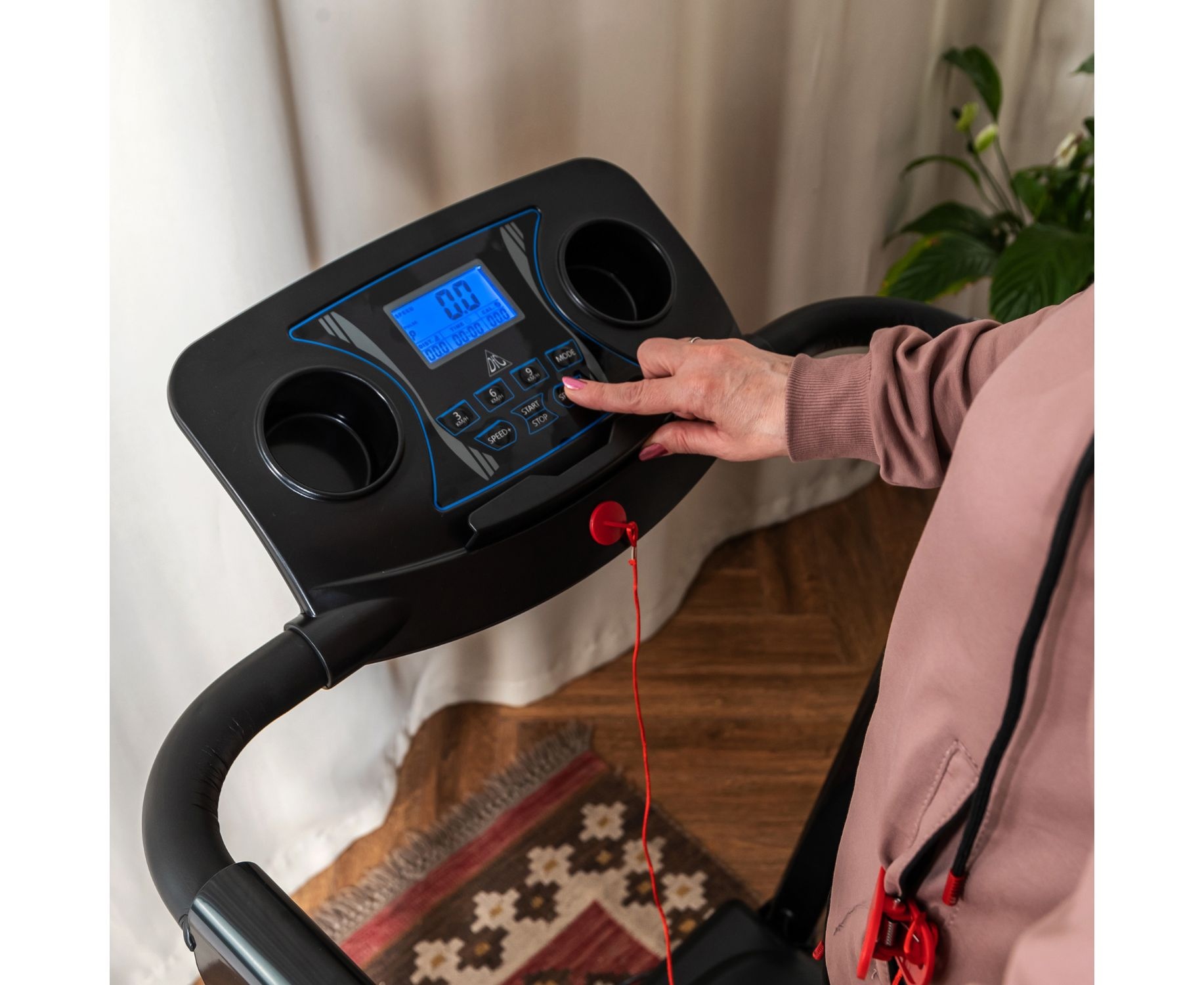 Беговая дорожка DFC AVALON для реабилитации черная T185B