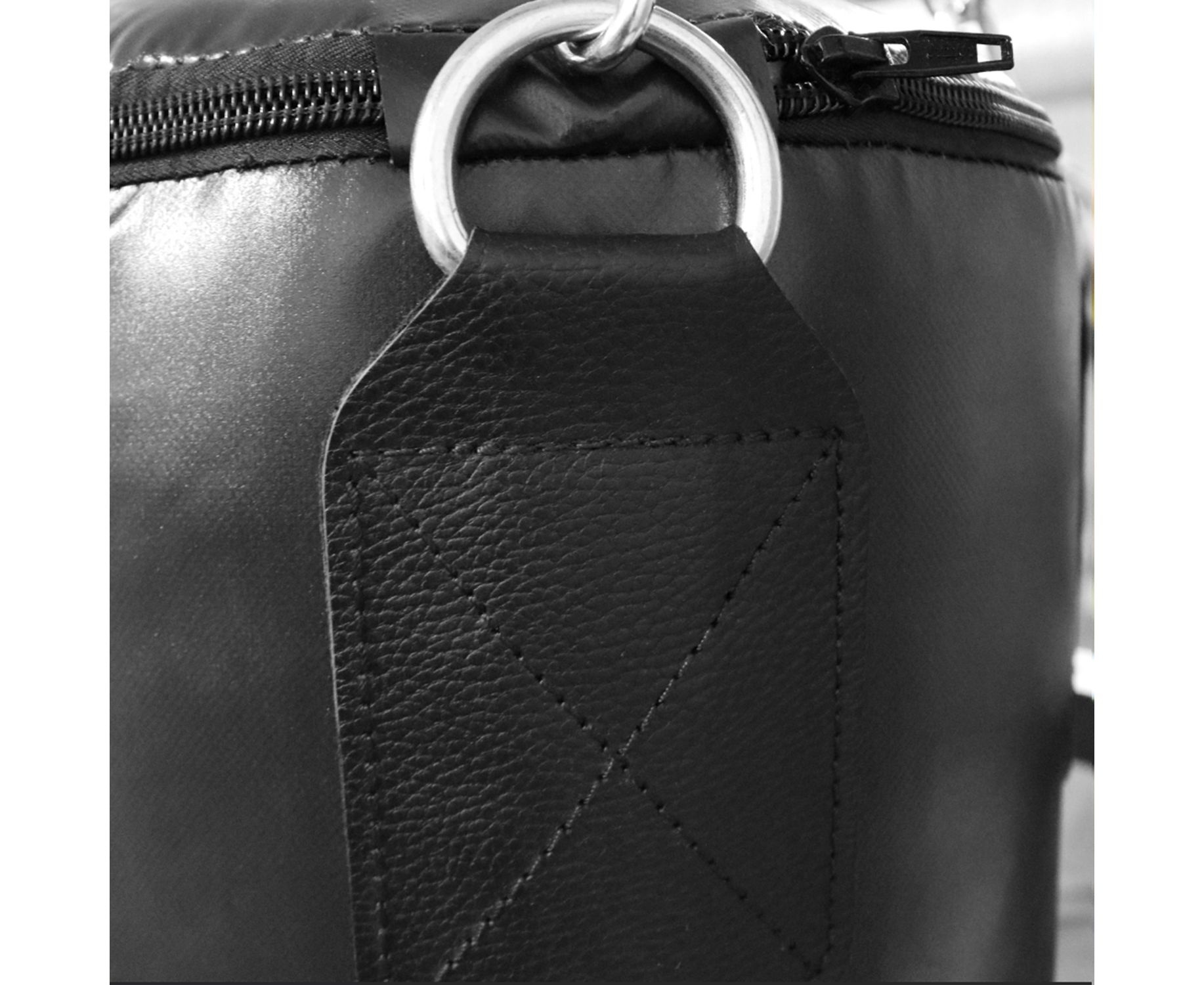 Боксёрский мешок DFC HBPV3.1 черн ( 120*30*40 ПВХ черный)