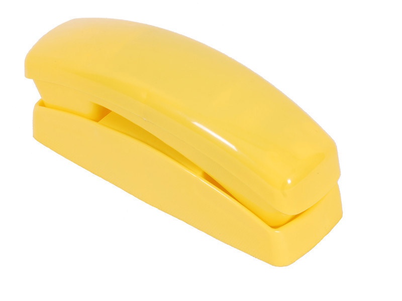 Детский телефон из пластика