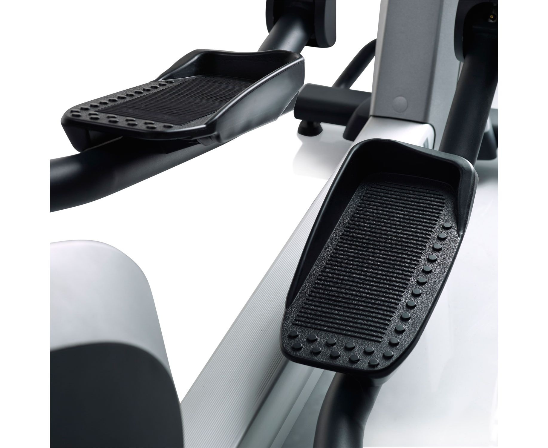 Эллиптический тренажер Freemotion e8.5