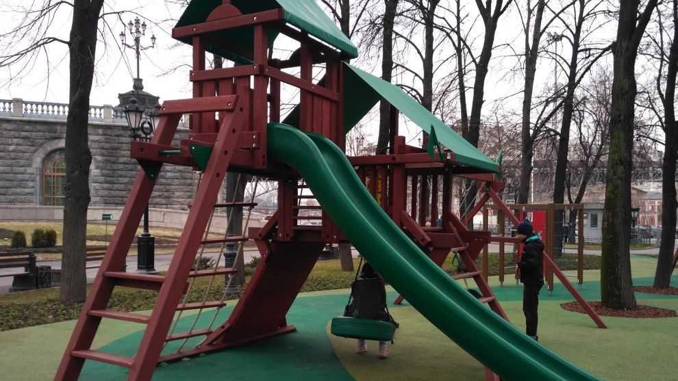 Детская деревянная площадка Королевство